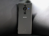 小米12SUltra将搭载索尼IMX989这是索尼迄今最大的手机相机传感器