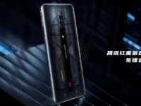 红魔游戏手机官方微博发布了一张新装备