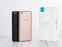 vivoY77是首款搭载联发科天玑930处理器的手机