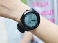 国内知名手表商出门问问推出了一款百元手表TicwatchGTH2原价399元