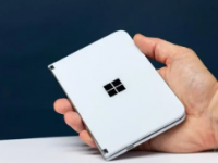 微软此前发布了安卓双屏设备SurfaceDuo和SurfaceDuo2
