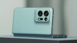 科技媒体PhoneArena在上手OPPOFindN2之后给出了极高的评价