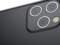苹果iPhone15ProMax独占潜望式长焦镜头