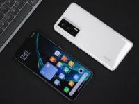 RedmiK60在这个价位罕见使用了2K屏幕