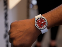 得益于 Galaxy Watch 6 Classic 标志性的旋转表圈又回来了