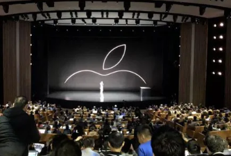 苹果在10月31日早上开了场发布会
