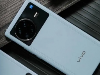 vivo最新发布了X100系列旗舰手机