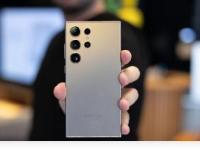 渲染图对比S25Ultra与iPhone16ProMax争夺最薄手机奖
